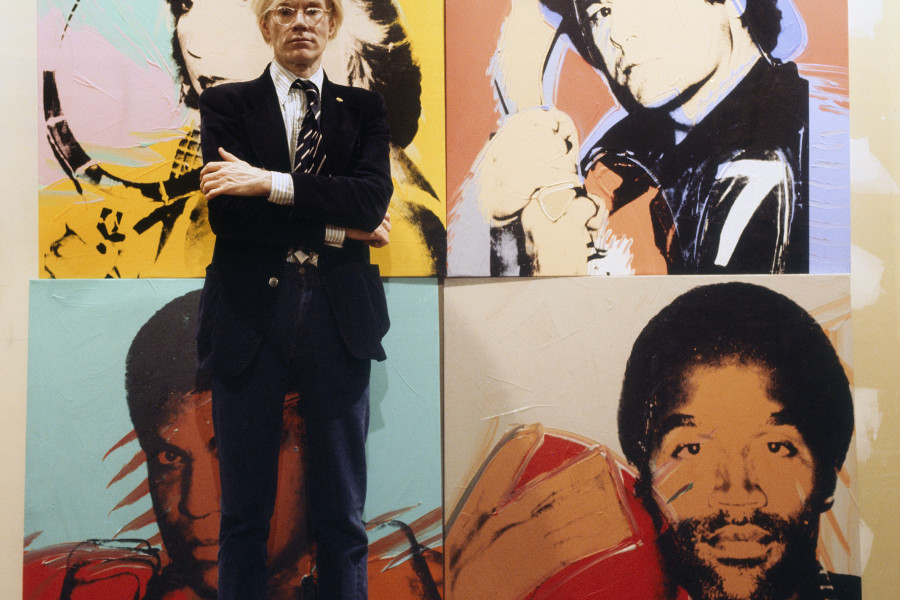 Andy Warhol agli Uffizi fotografato da Aurelio Amendola